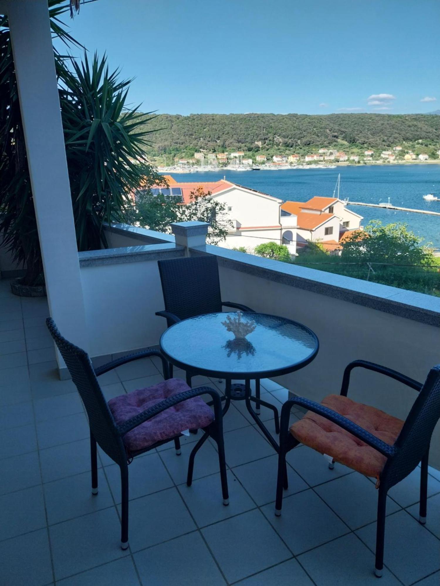 Ljubica Apartments And Rooms Supetarska Draga Zewnętrze zdjęcie