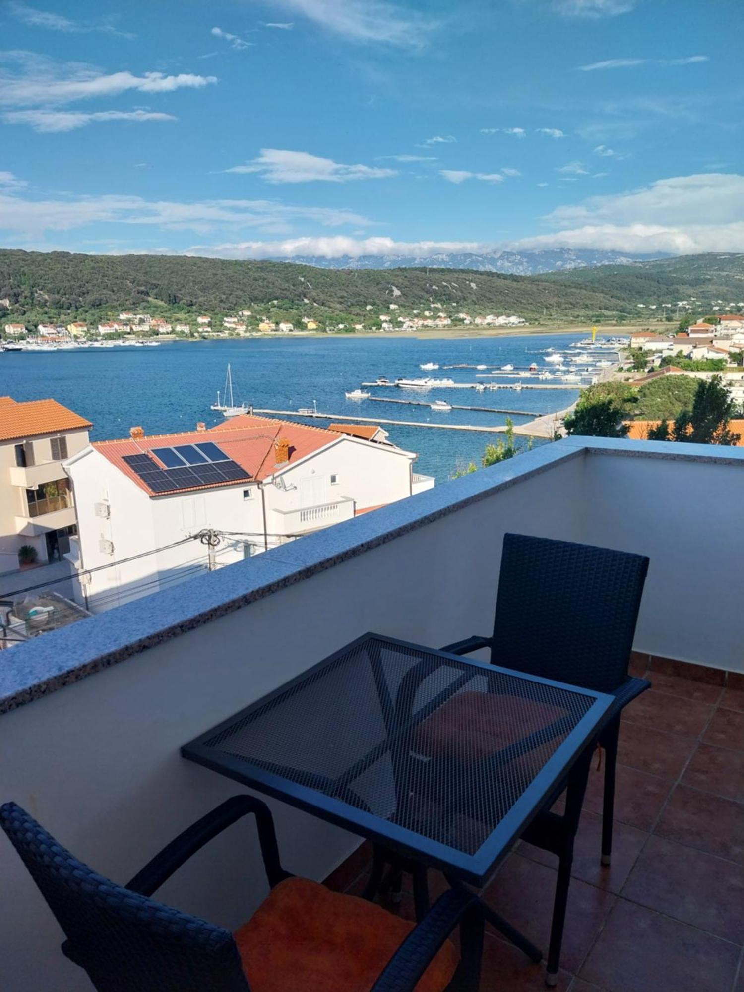 Ljubica Apartments And Rooms Supetarska Draga Zewnętrze zdjęcie